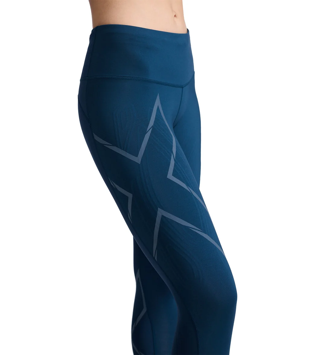 2XU Women's Light Speed Mid-Rise Compression Tight - Image 17