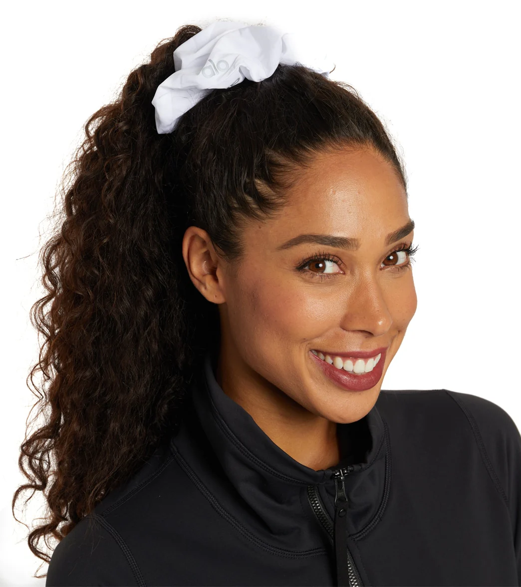 Alo Yoga Oversized Scrunchie - Image 4