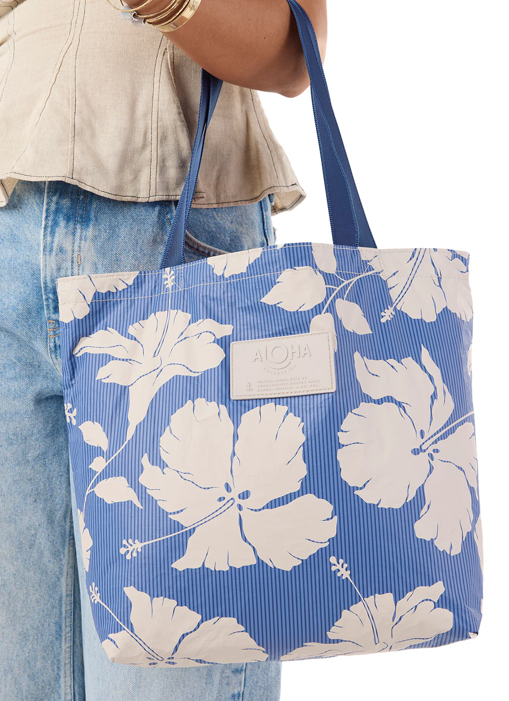 ALOHA Salina Tiny Stripe Reversible Beach Tote - Image 3