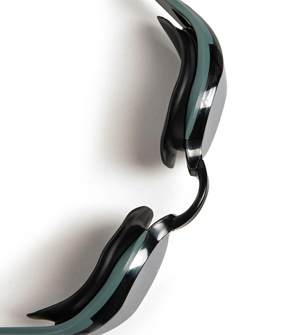 Arena Cobra Edge Swipe Mirrored Goggle - Image 133