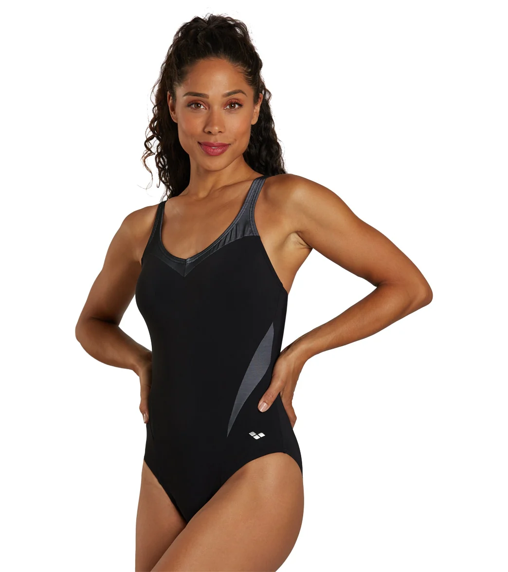 Arena Women's Isabel Light Cross Back One Piece Swimsuit - Image 16