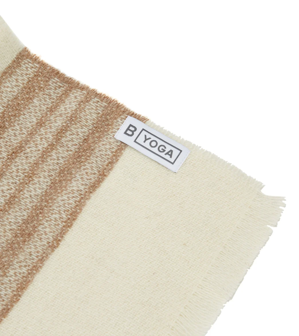 B Yoga The Alpaca Throw Blanket - Image 4