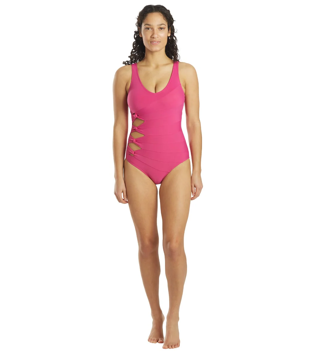 Carmen Marc Valvo Women's Twisted Tides V Neck One Piece Swimsuit - Image 4