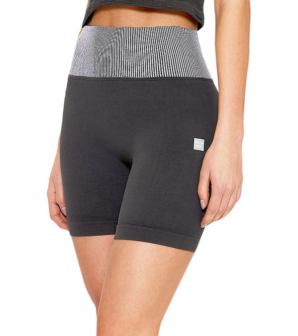 Cream Yoga Ashley Biker Short - Image 2