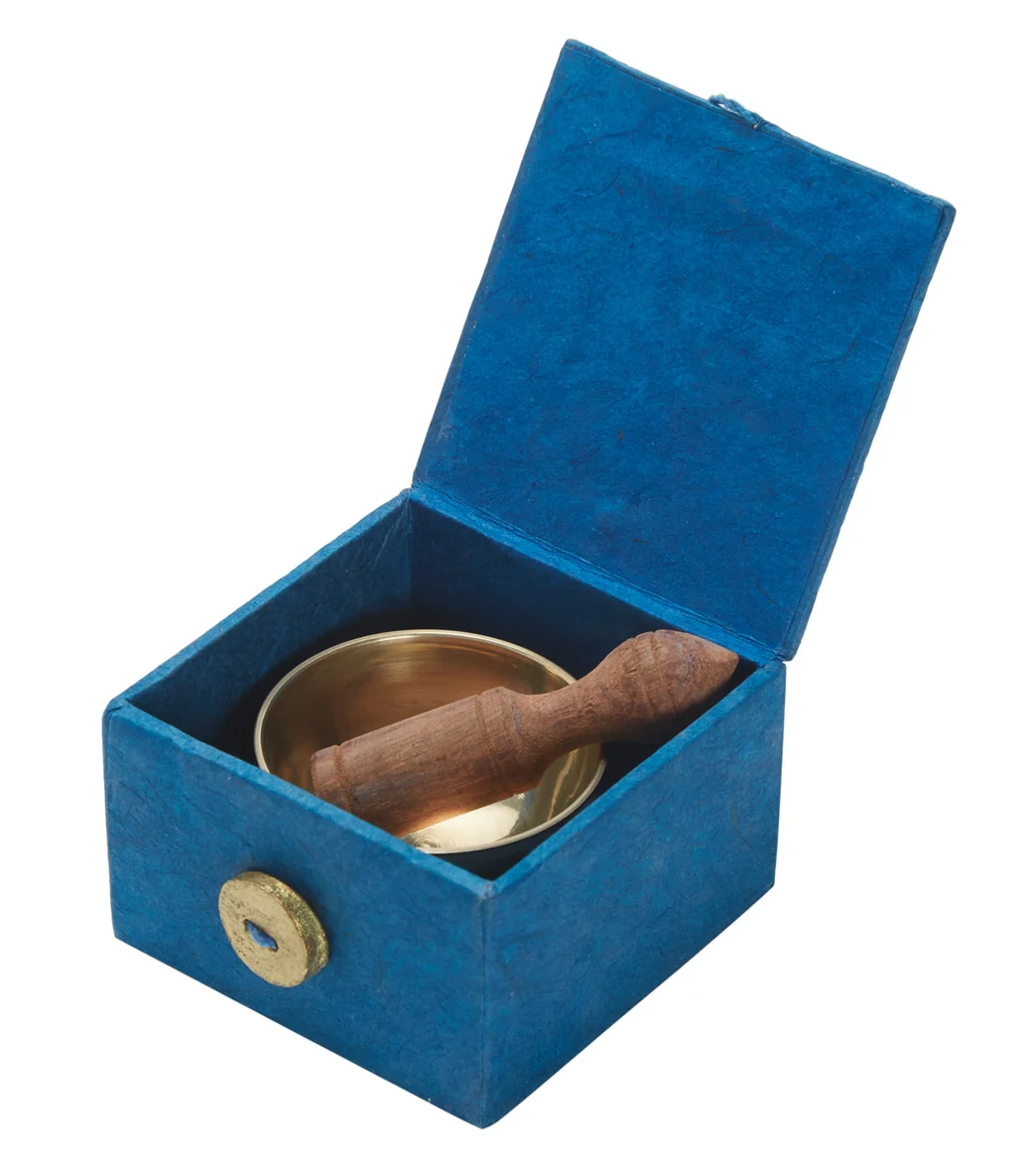 dZi Mini Meditation Bowl Box: 2" 3Rd Eye Chakra - Image 4