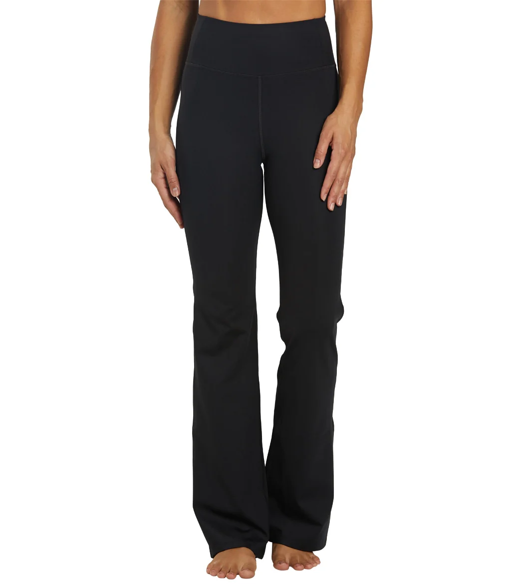 Girlfriend Collective Compressive Flare Legging - Image 15