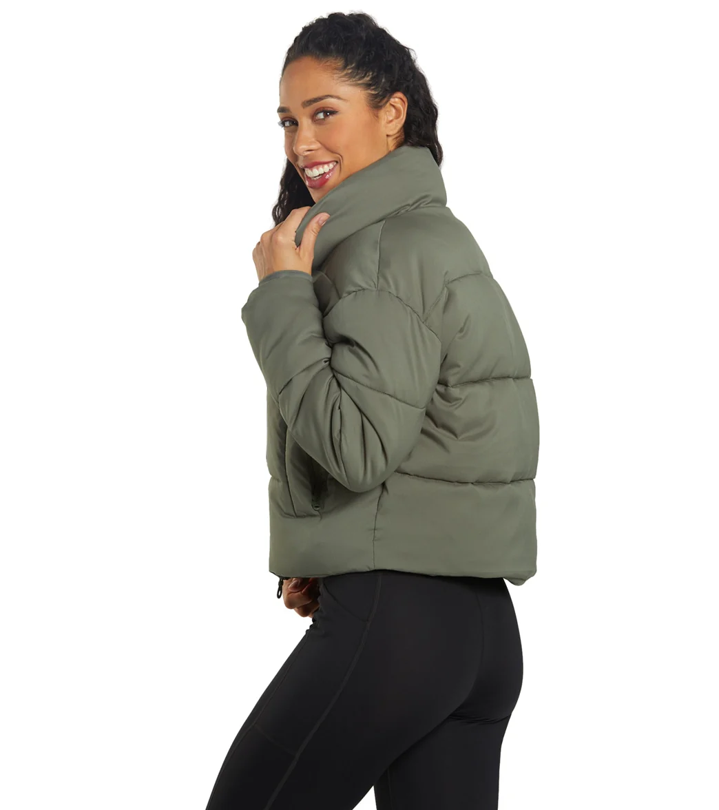 Girlfriend Collective Cropped Puffer Jacket - Image 3