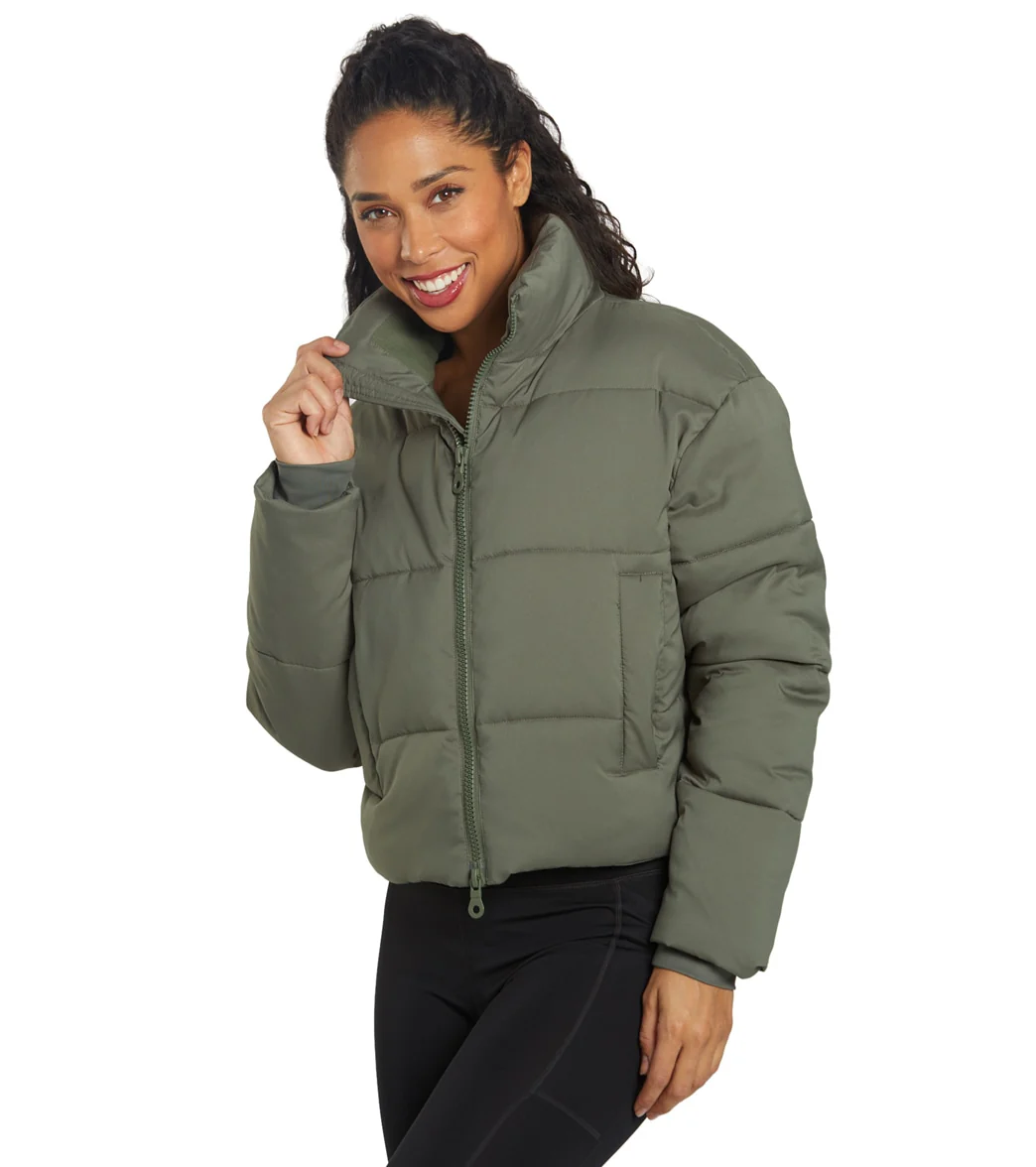 Girlfriend Collective Cropped Puffer Jacket - Image 4