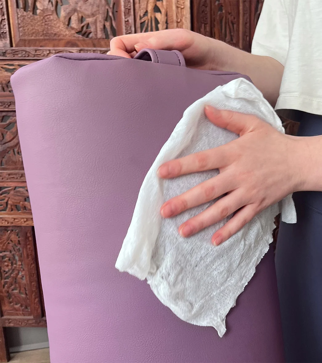 Hugger Mugger EZ Clean Standard Bolster - Image 13