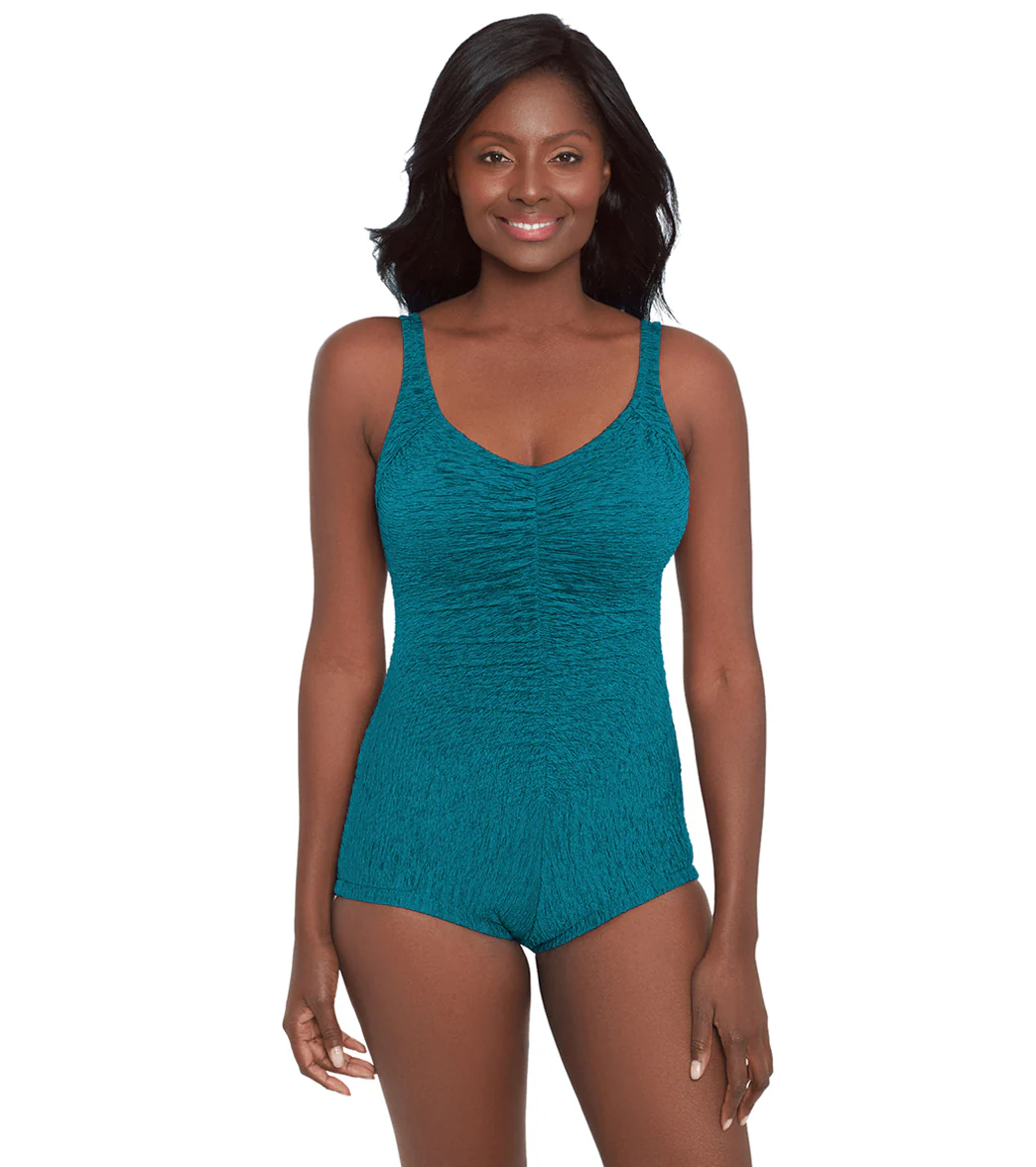 Krinkle by Penbrooke Women's Krinkle Chlorine Resistant Shirred Front Girl Leg One Piece Swimsuit - Image 6