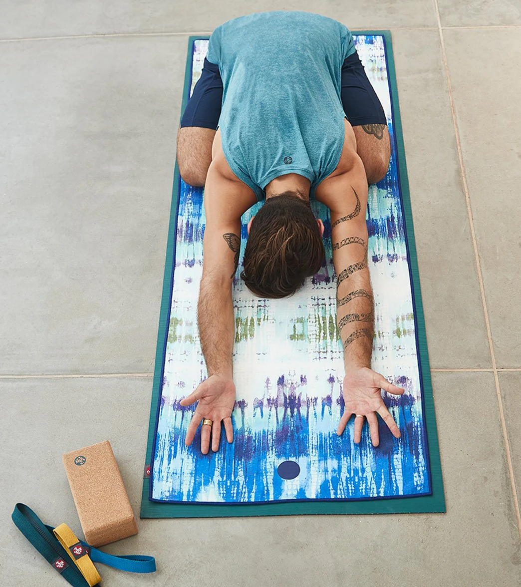 Manduka Yogitoes+ Repreve® Yoga Mat Towel, 71" - Image 76