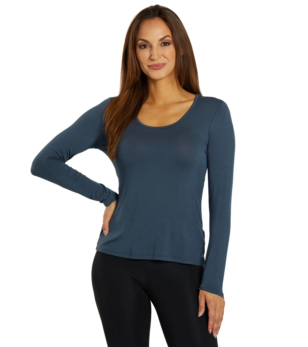Marika Andrea Tee - Image 6