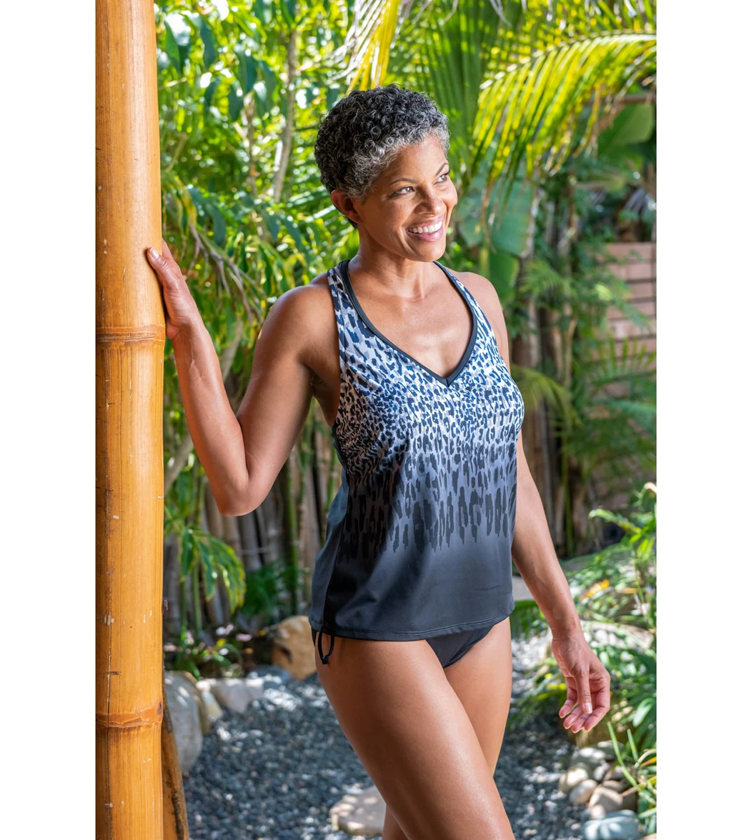 Maxine Women's Chlorine Resistant Ombre Animal Racerback Tankini Top - Image 4