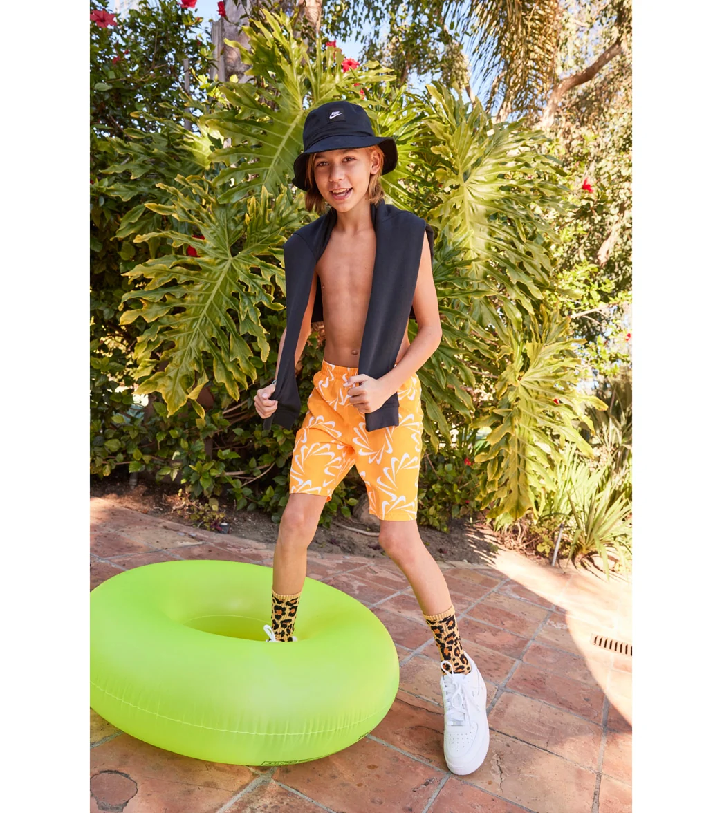 Nike Boys Mini Me Swoosh Line Swim Trunks (Big Kid) - Image 11