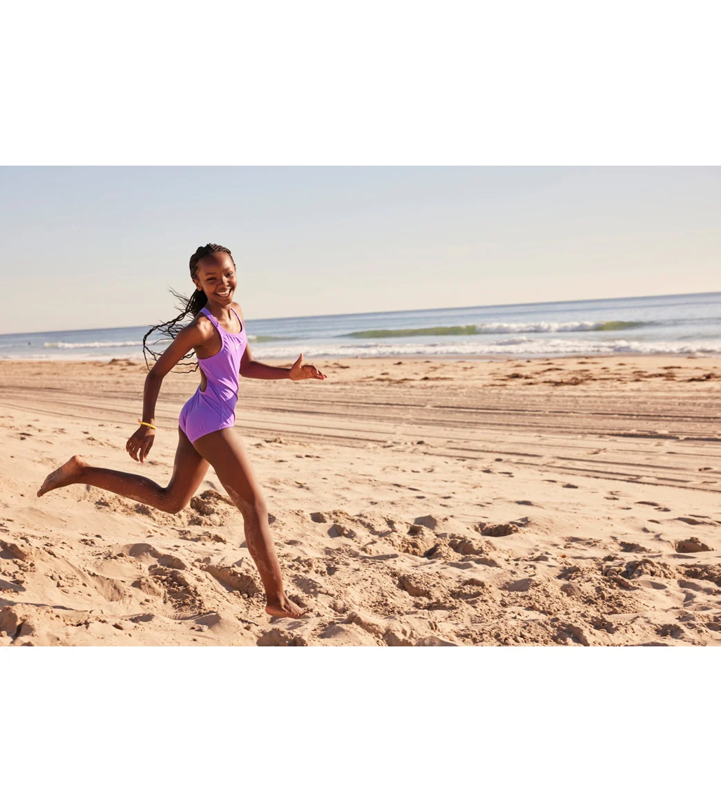 Nike Girls' Essential Racerback One Piece Swimsuit (Big Kid) - Image 30
