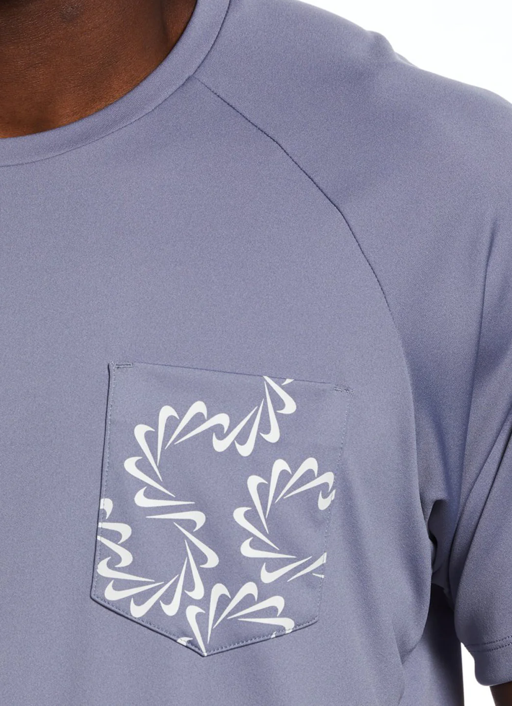 Nike Men's Swoosh Line Short Sleeve Rash Guard - Image 5
