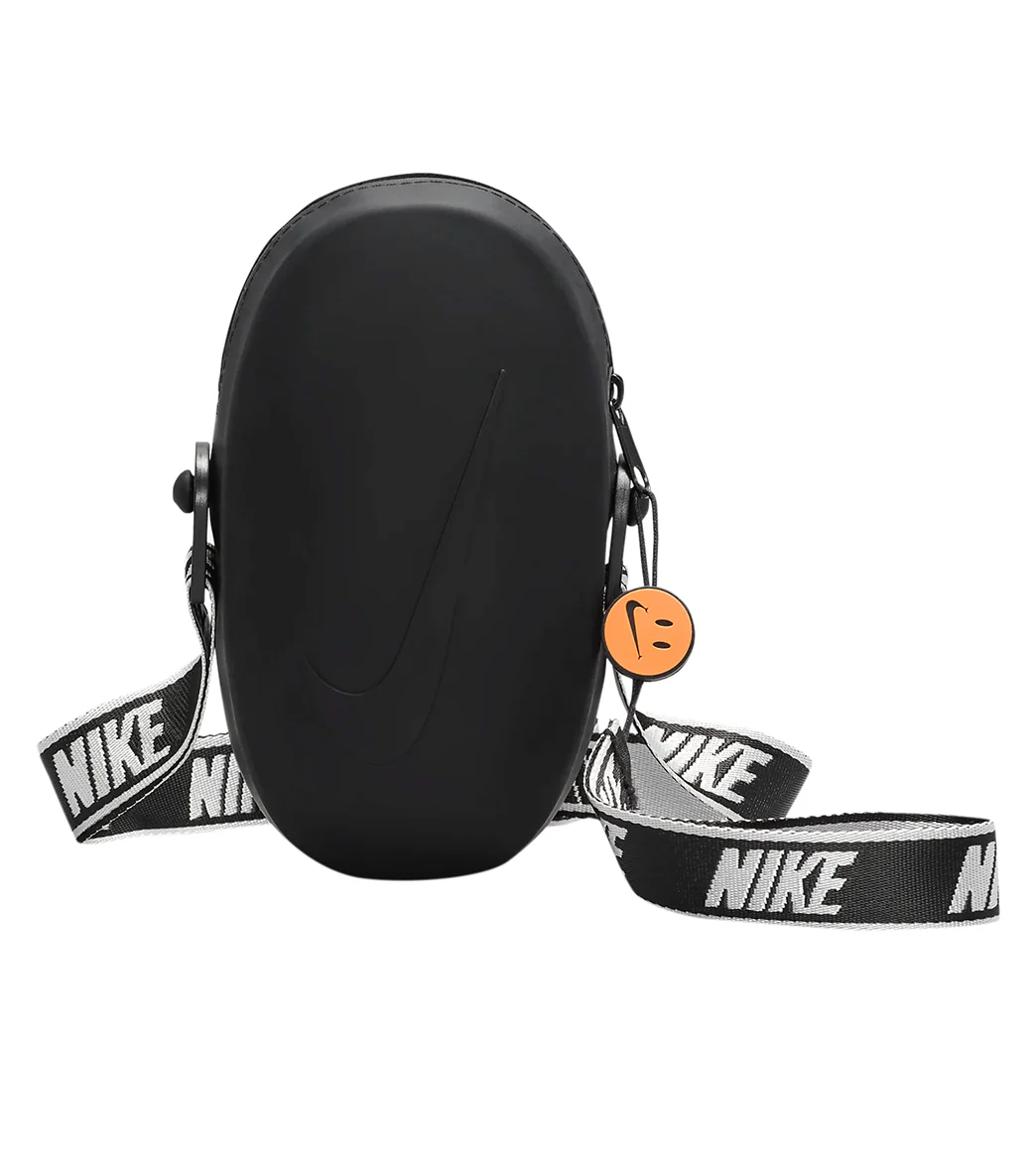 Nike Water Resistant Swim Bag - Image 11