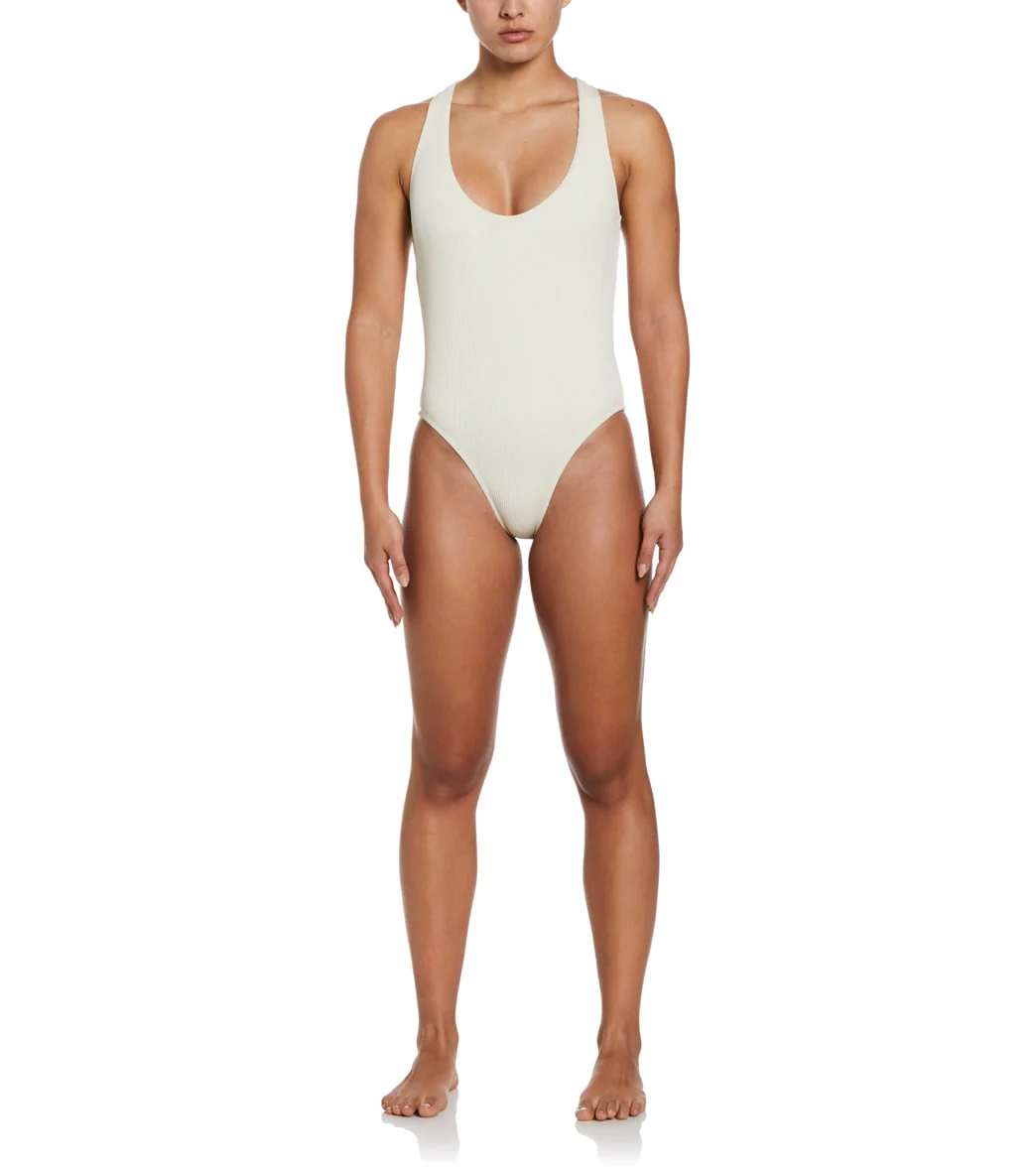 Nike Women's Essential Crossback One Piece Swimsuit - Image 3