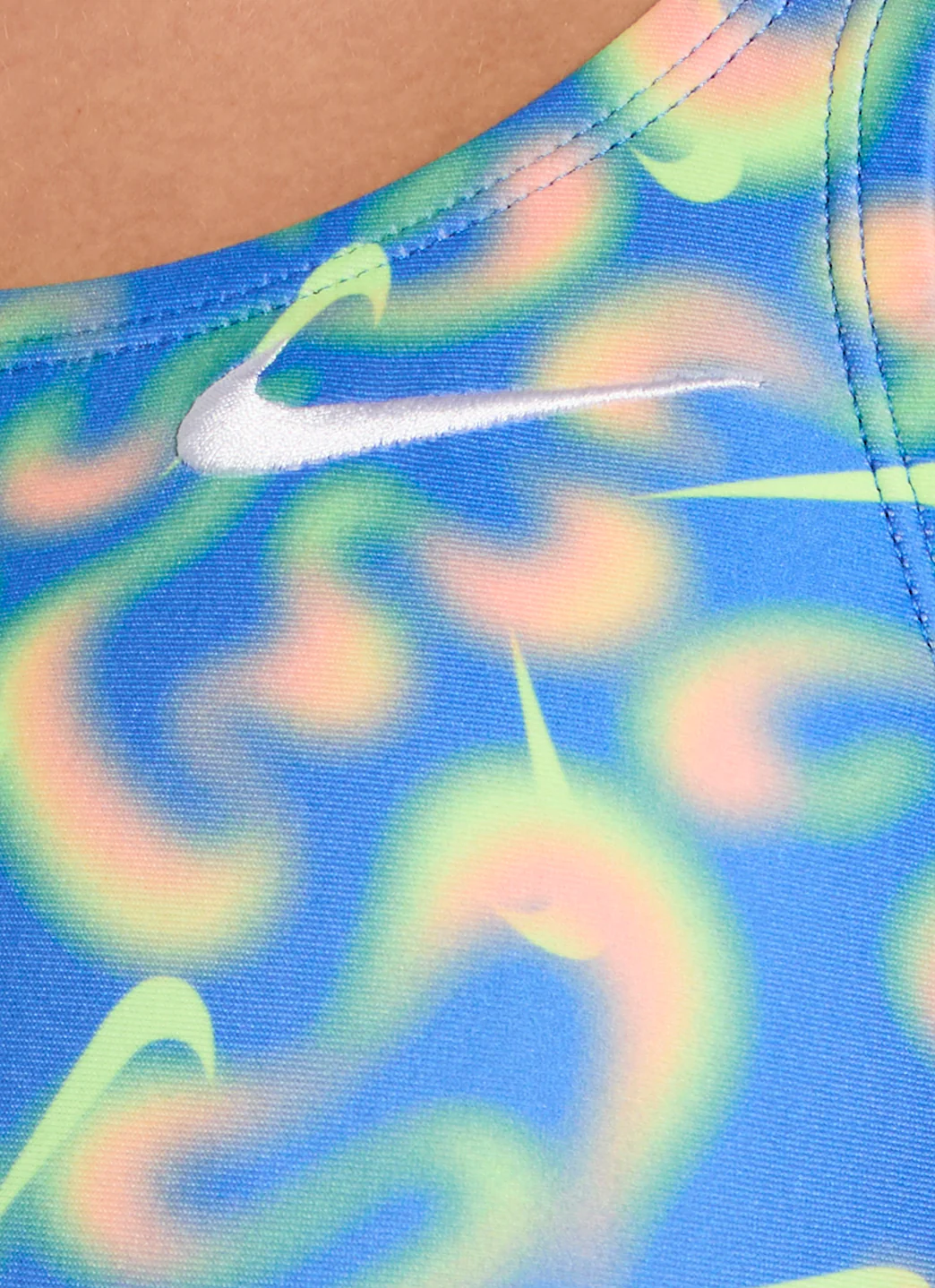 Nike Women's HydraStrong Multi Print Fastback One Piece Swimsuit - Image 32