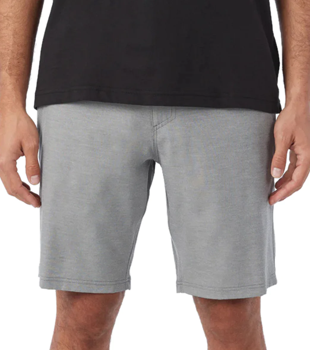 O'Neill Men's 19" Reserve Light Check Hybrid Shorts - Image 18