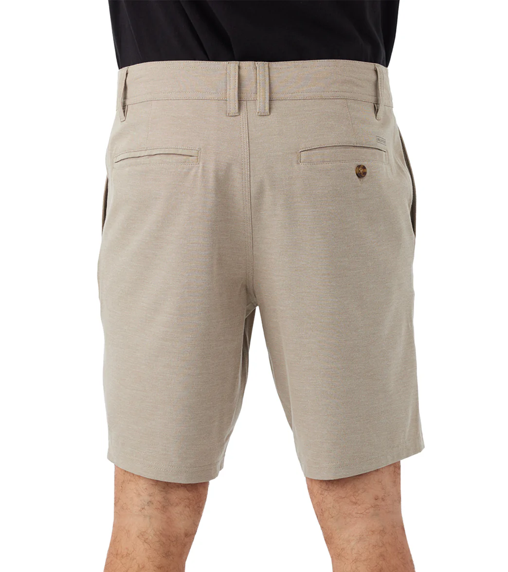 O'Neill Men's 19" Reserve Light Check Hybrid Shorts - Image 9