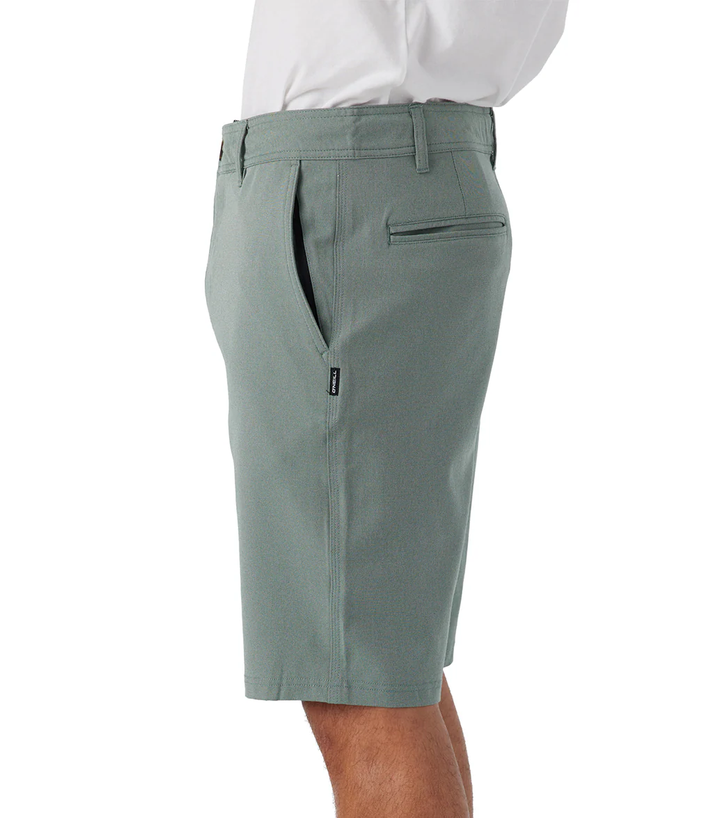 O'Neill Men's 21" Reserve Light Check Hybrid Shorts - Image 11