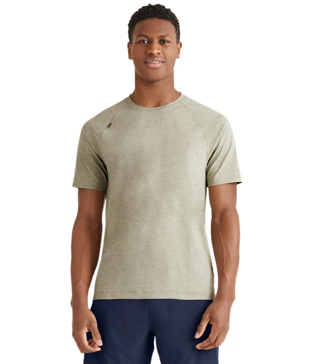 Rhone Men's Reign Tech Short Sleeve Shirt - Image 12