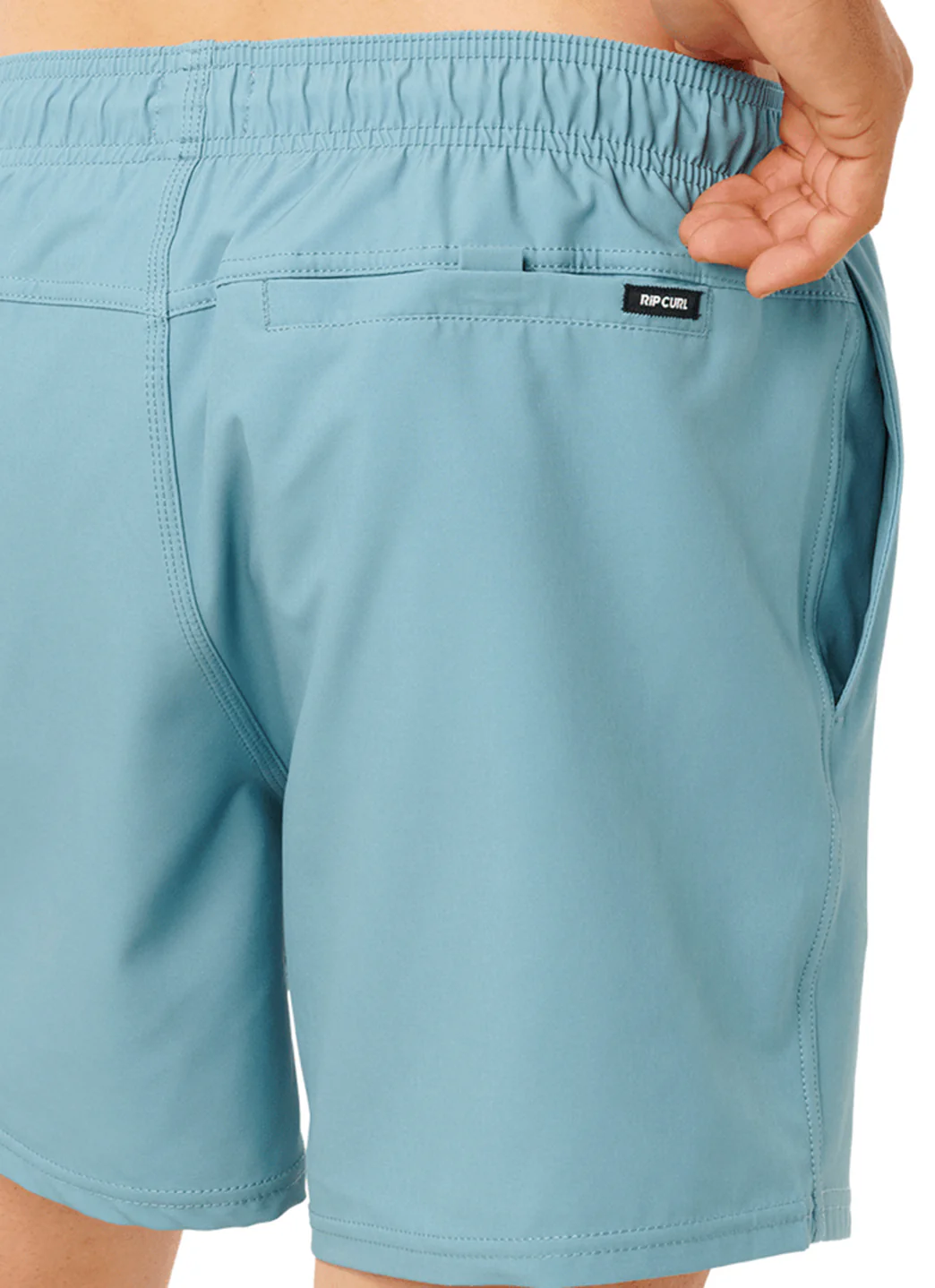 Rip Curl Men's 16" Daily Swim Trunks - Image 13