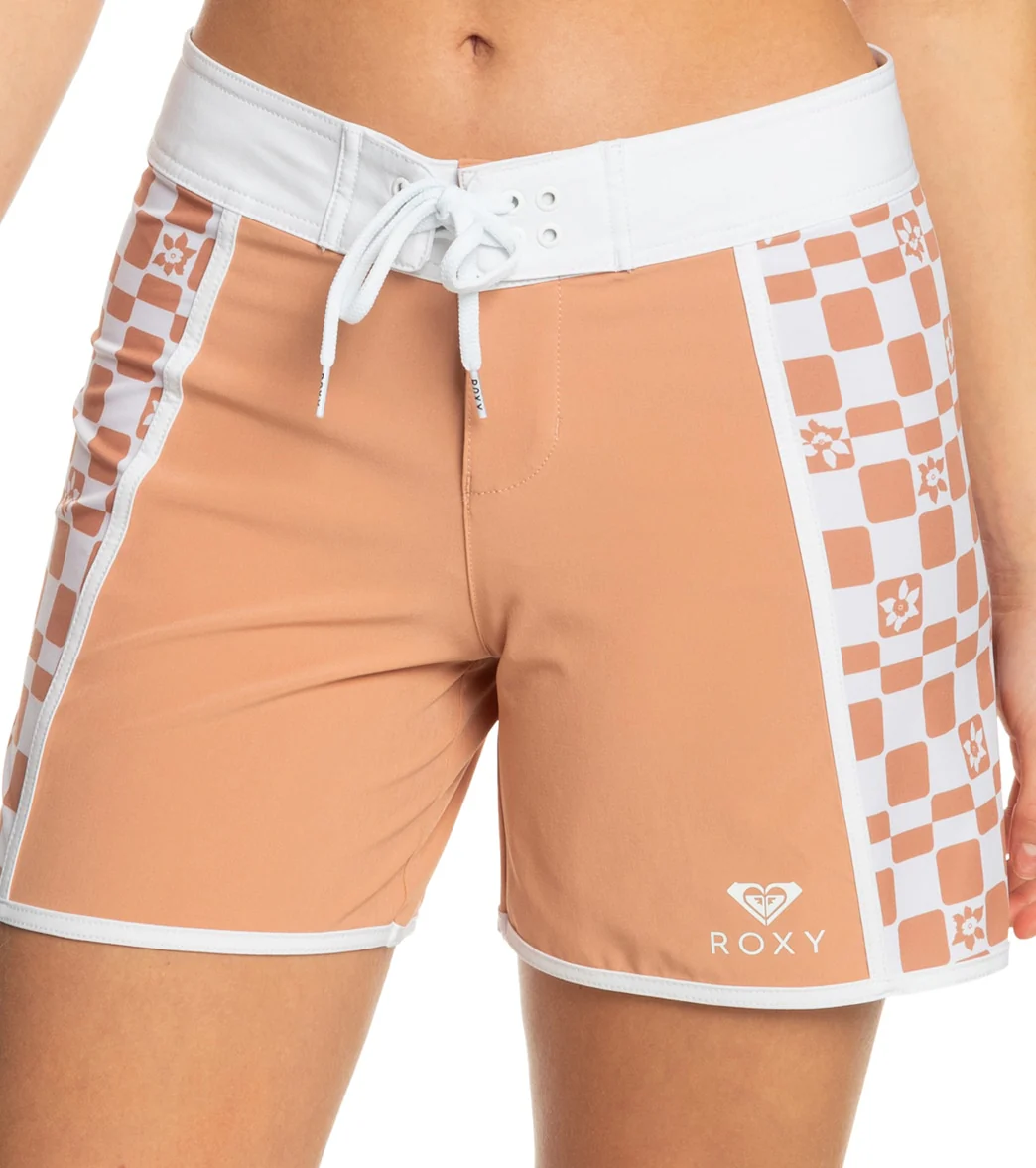 Roxy Women's Printed 5" Boardshorts - Image 8