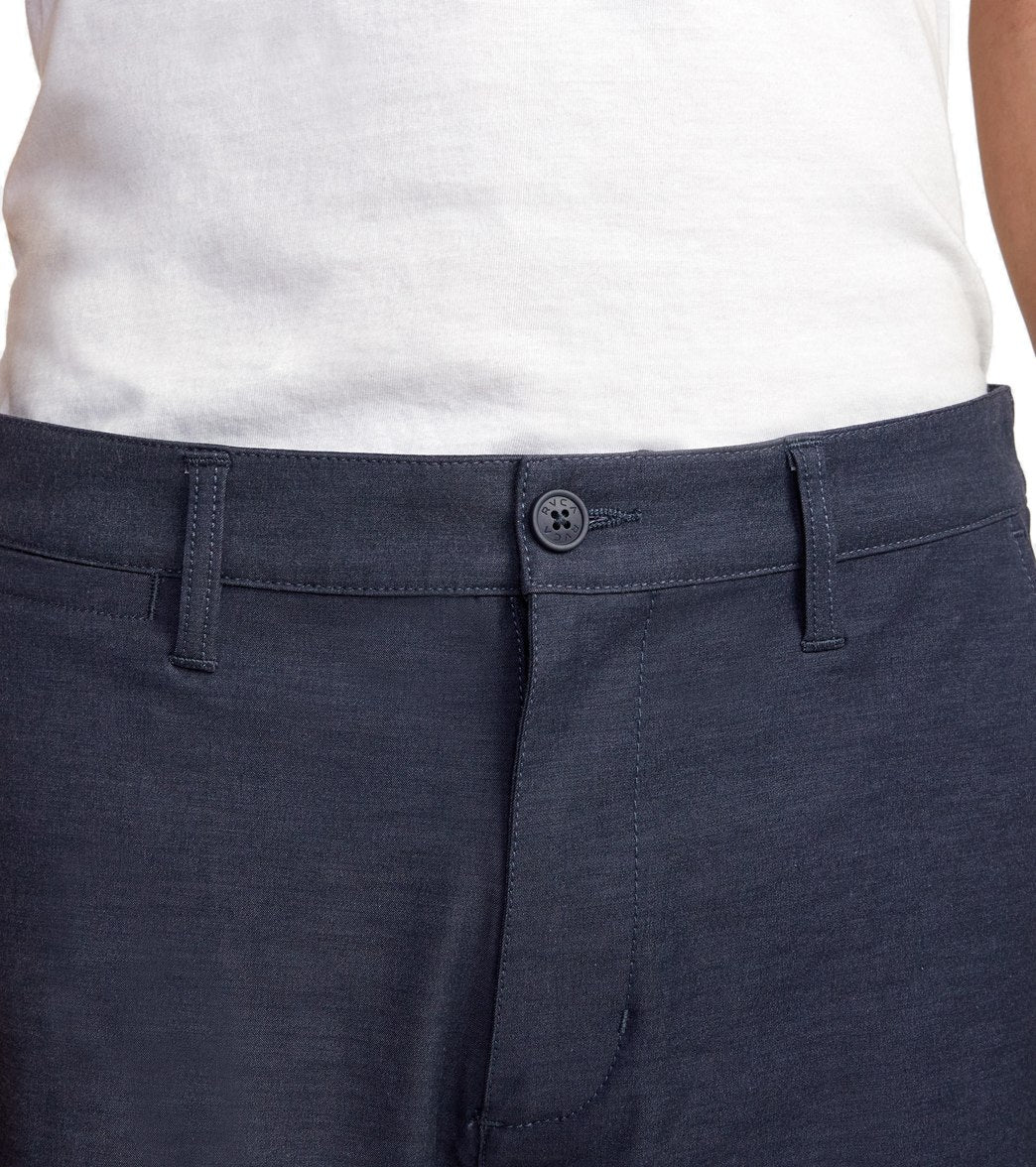 RVCA Men's Back In Hybrid 19" Short - Image 5