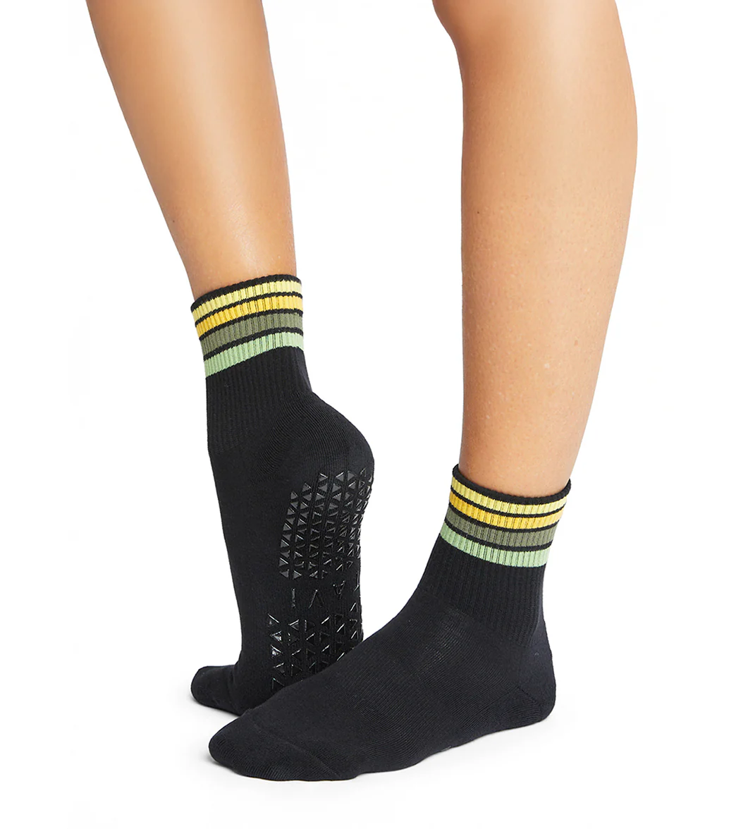 Tavi Aria Yoga Grip Socks - Image 44