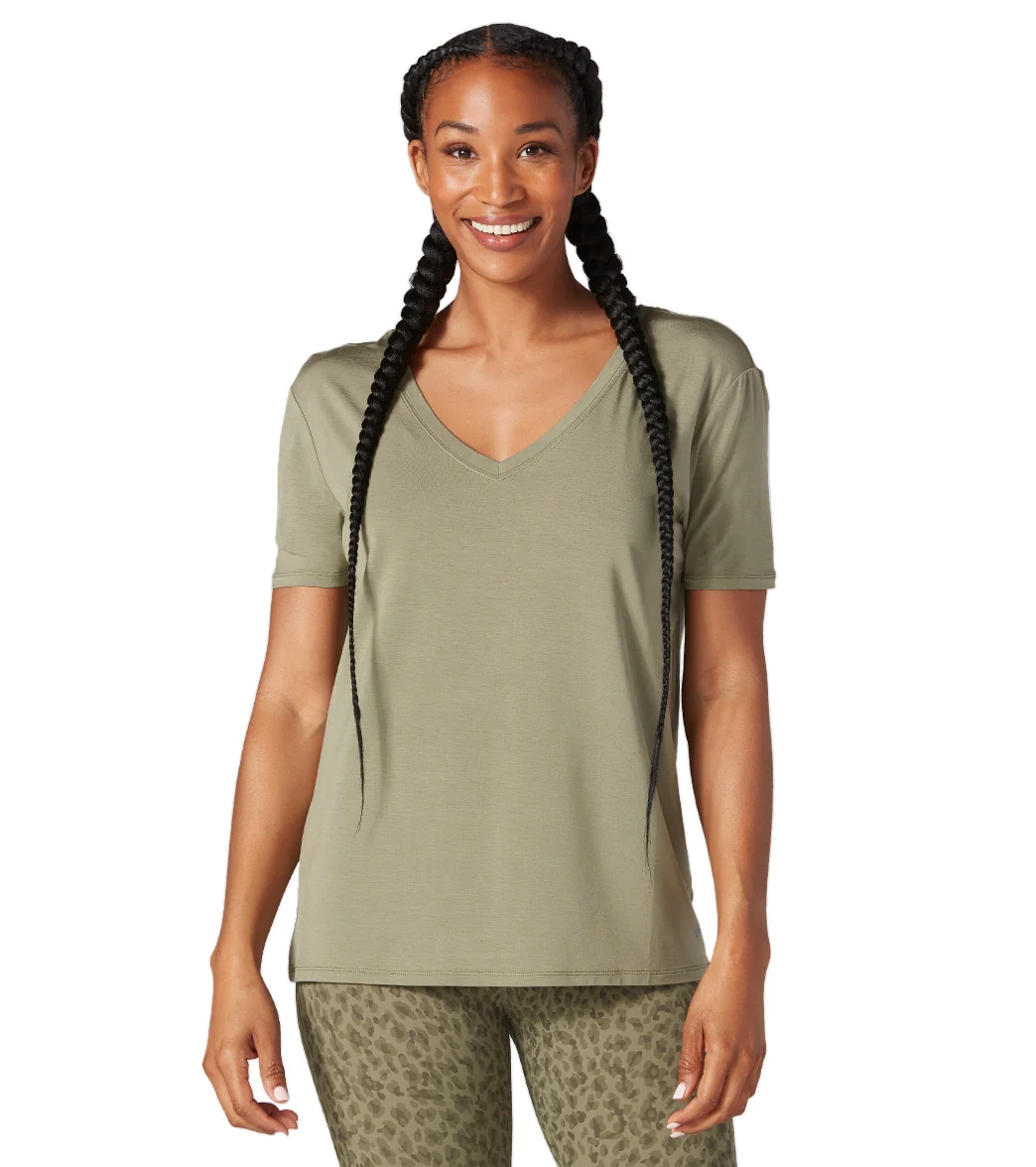 Tavi Everyday V-Neck Tee - Image 7