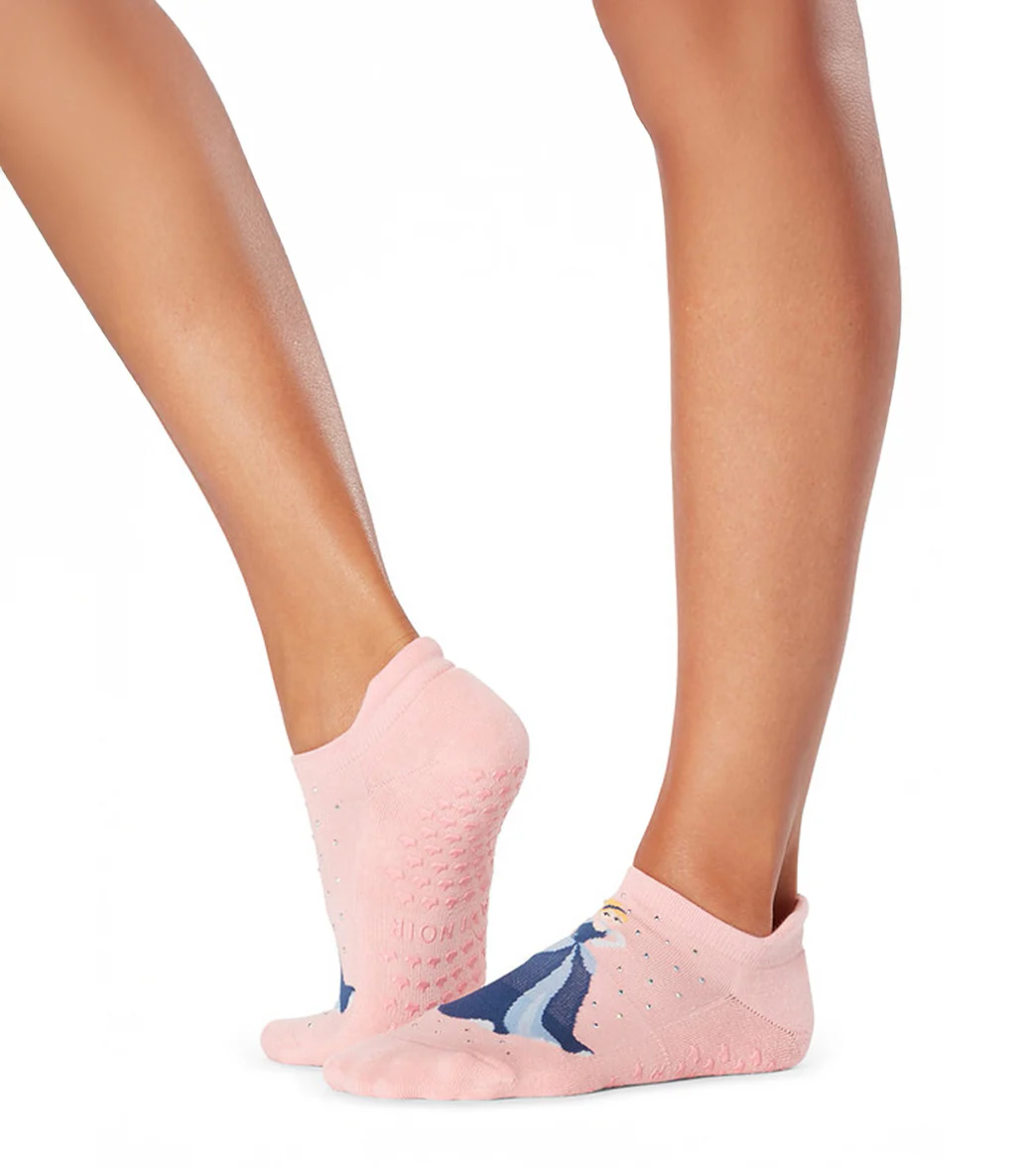 Tavi Savvy Grip Socks - Image 138