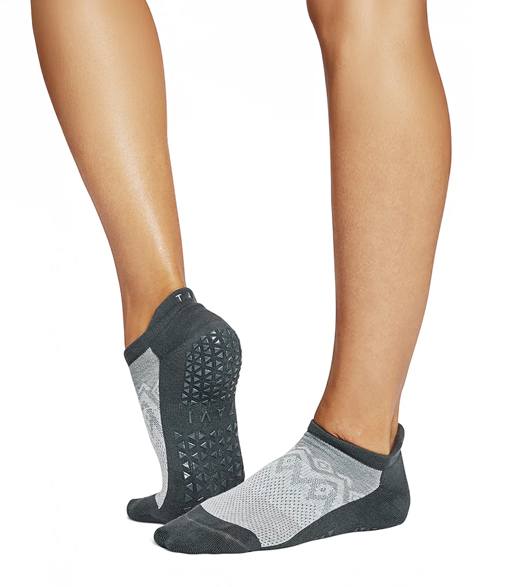 Tavi Savvy Grip Socks - Image 222