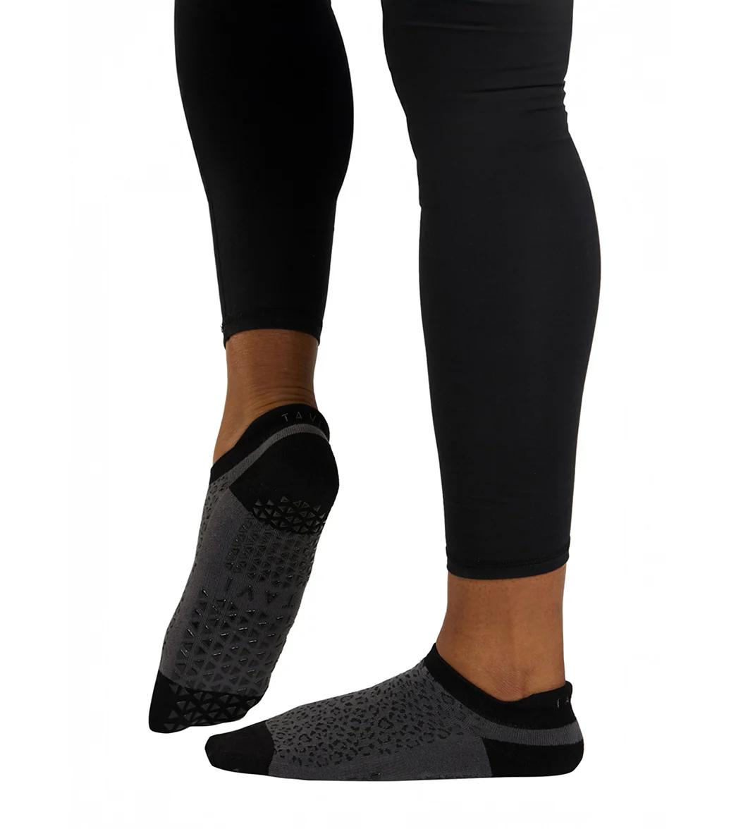 Tavi Savvy Grip Socks - Image 96