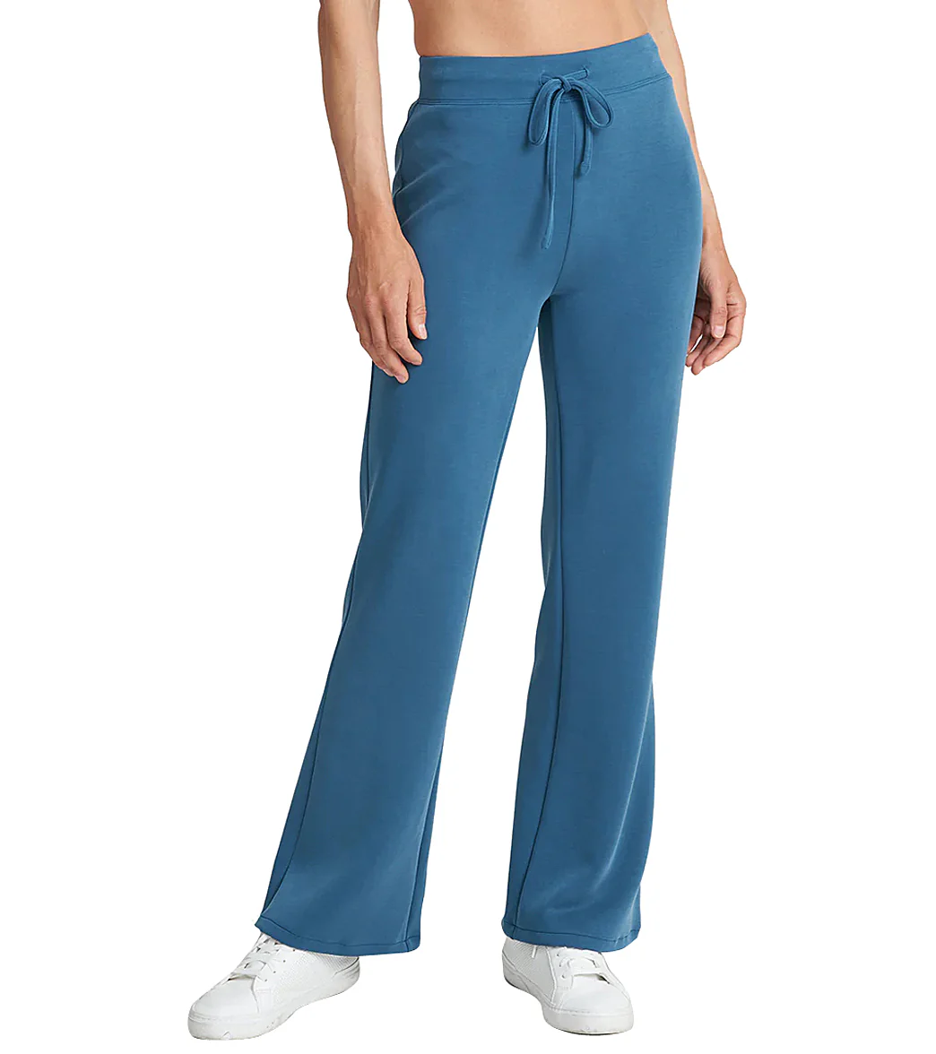 Thrive Societe Flare Pant - Image 6