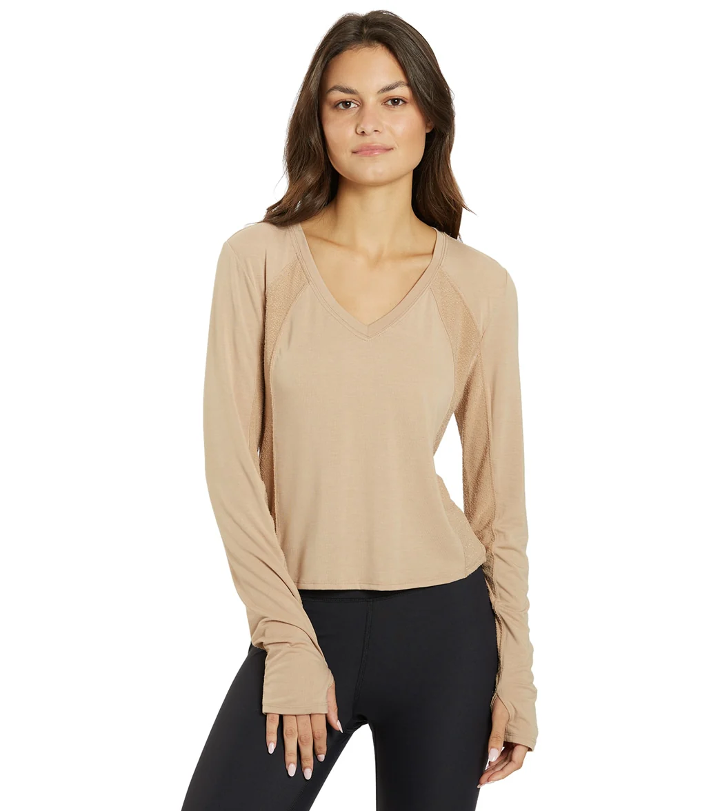 Thrive Societe Textured Inset Tee - Image 6