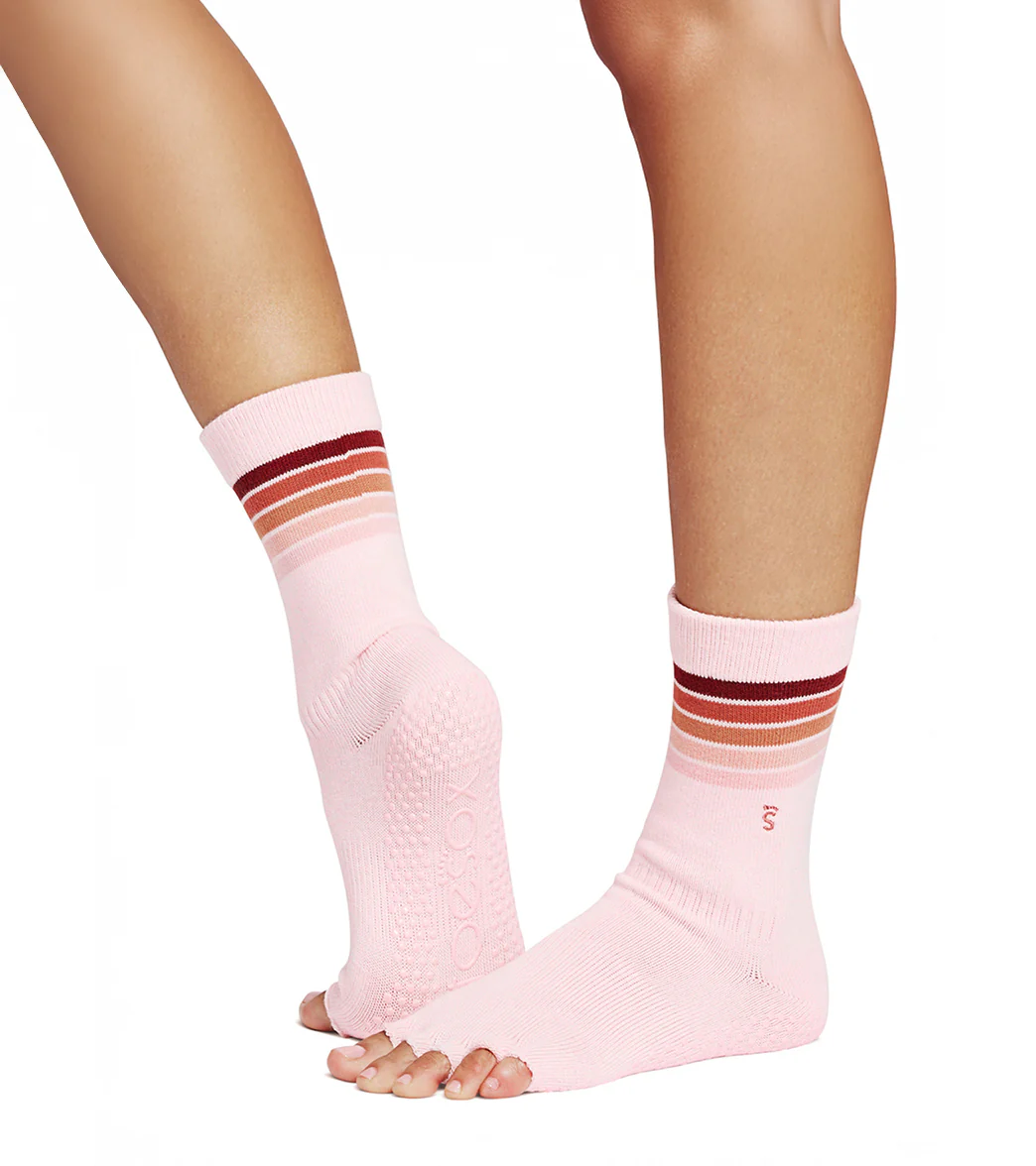 Toesox Crew Half Toe Grip Socks - Image 17