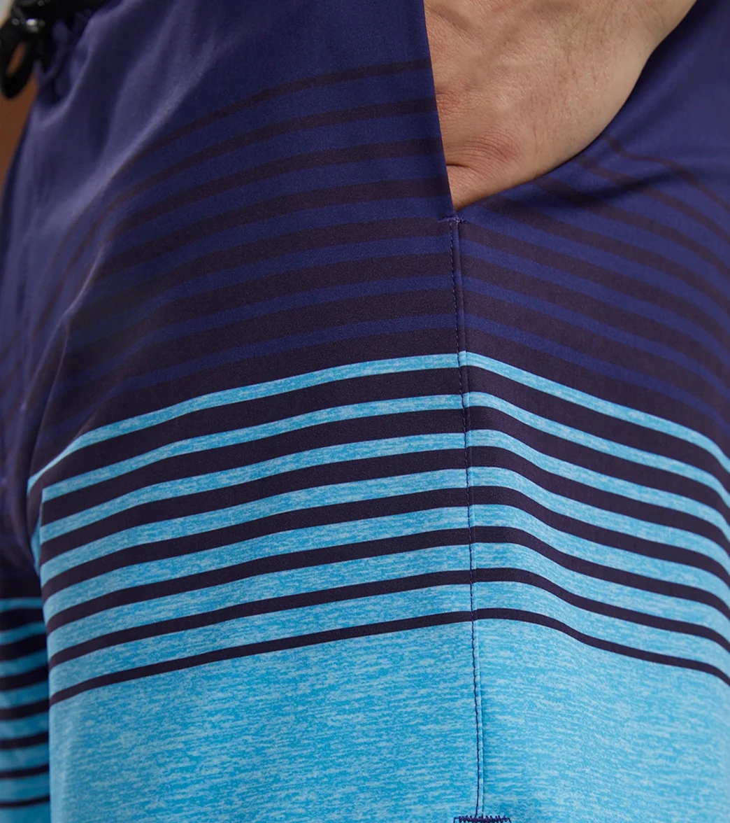 TYR Active Men's Talon Skua Volley Shorts - Image 4