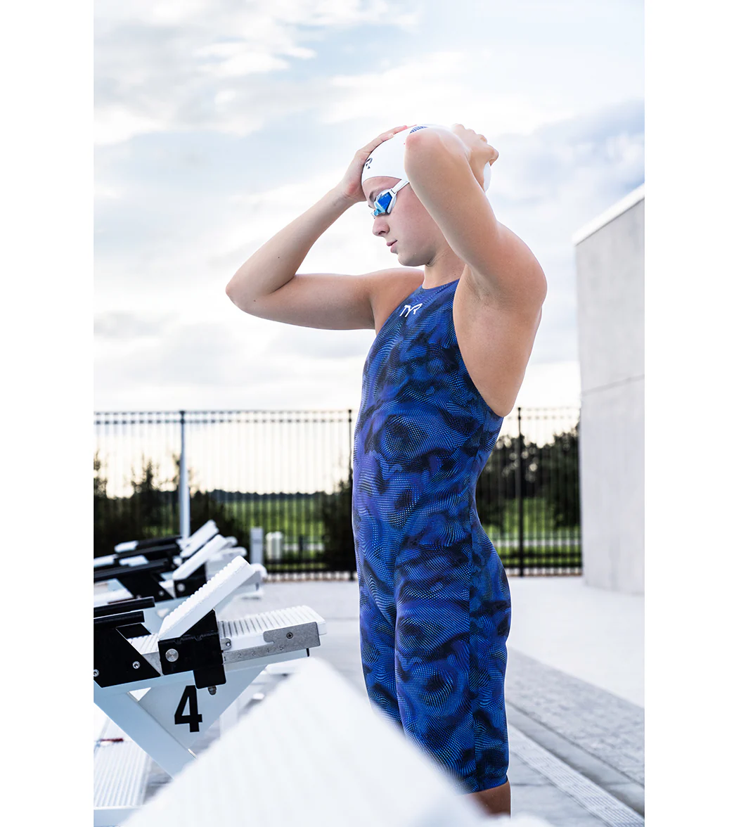 TYR Women's Avictor 2.0 Exolon Open Back Tech Suit Swimsuit - Image 36