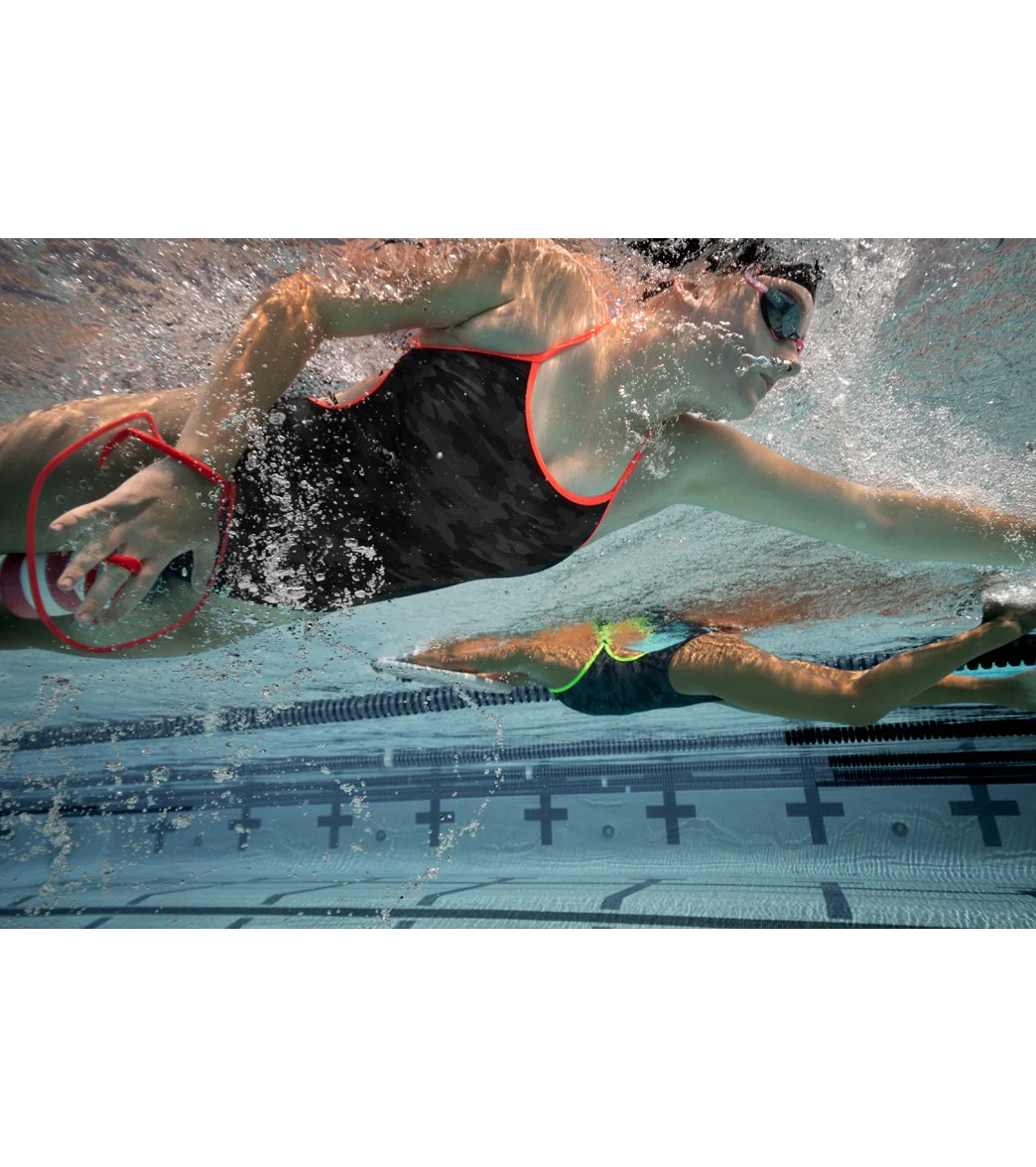 TYR Women's Blackout Camo Trinityfit One Piece Swimsuit - Image 7
