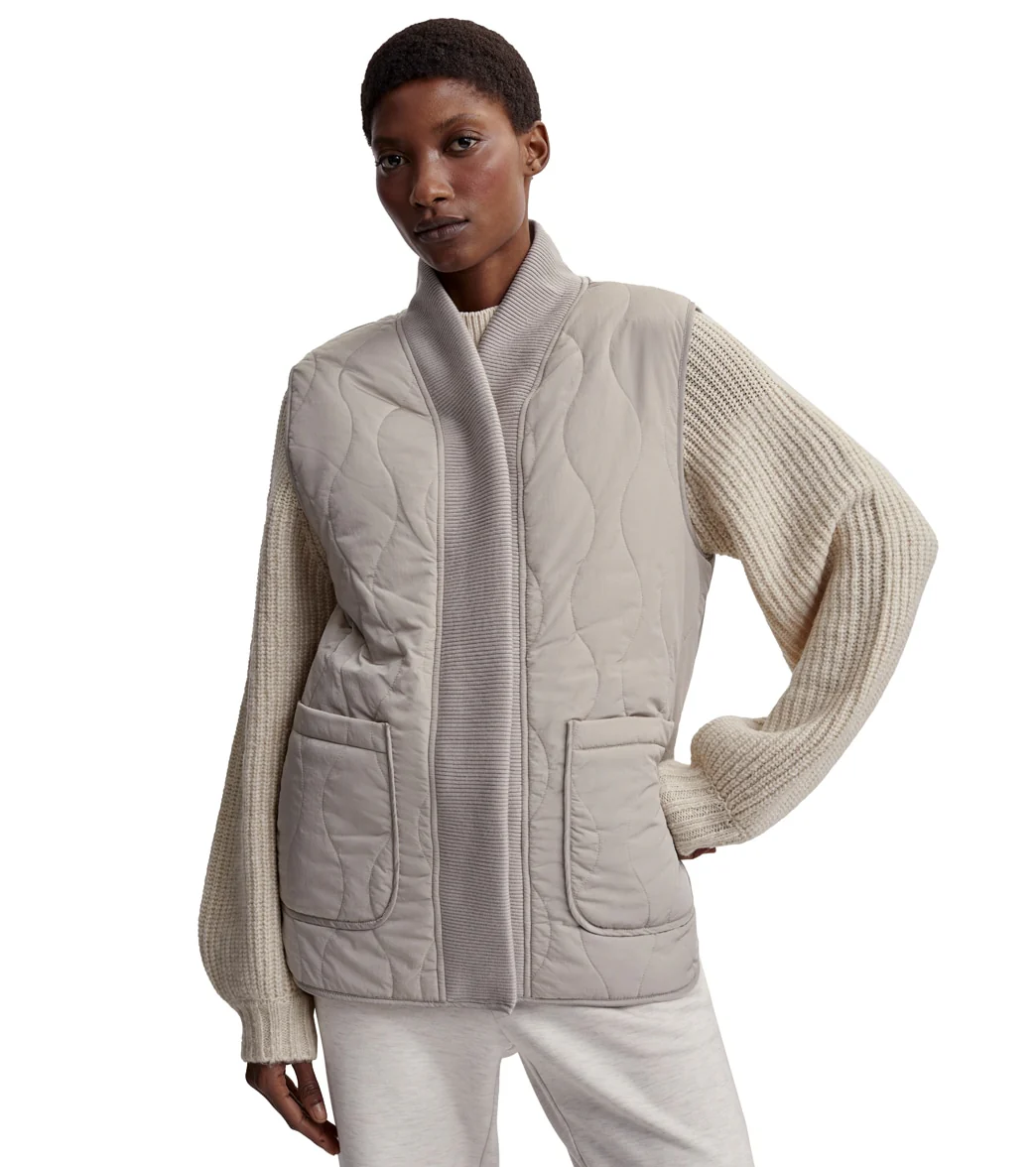 Varley Covey Reversible Quilt Gilet - Image 6