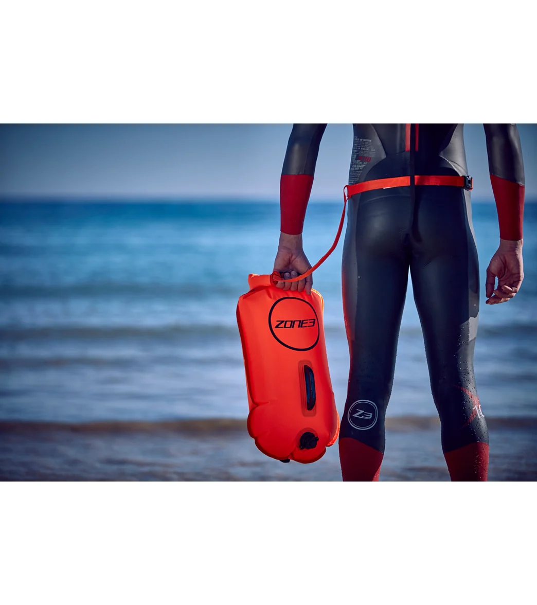 Zone3 Swim Safety Buoy/Dry Bag 28L - Image 4