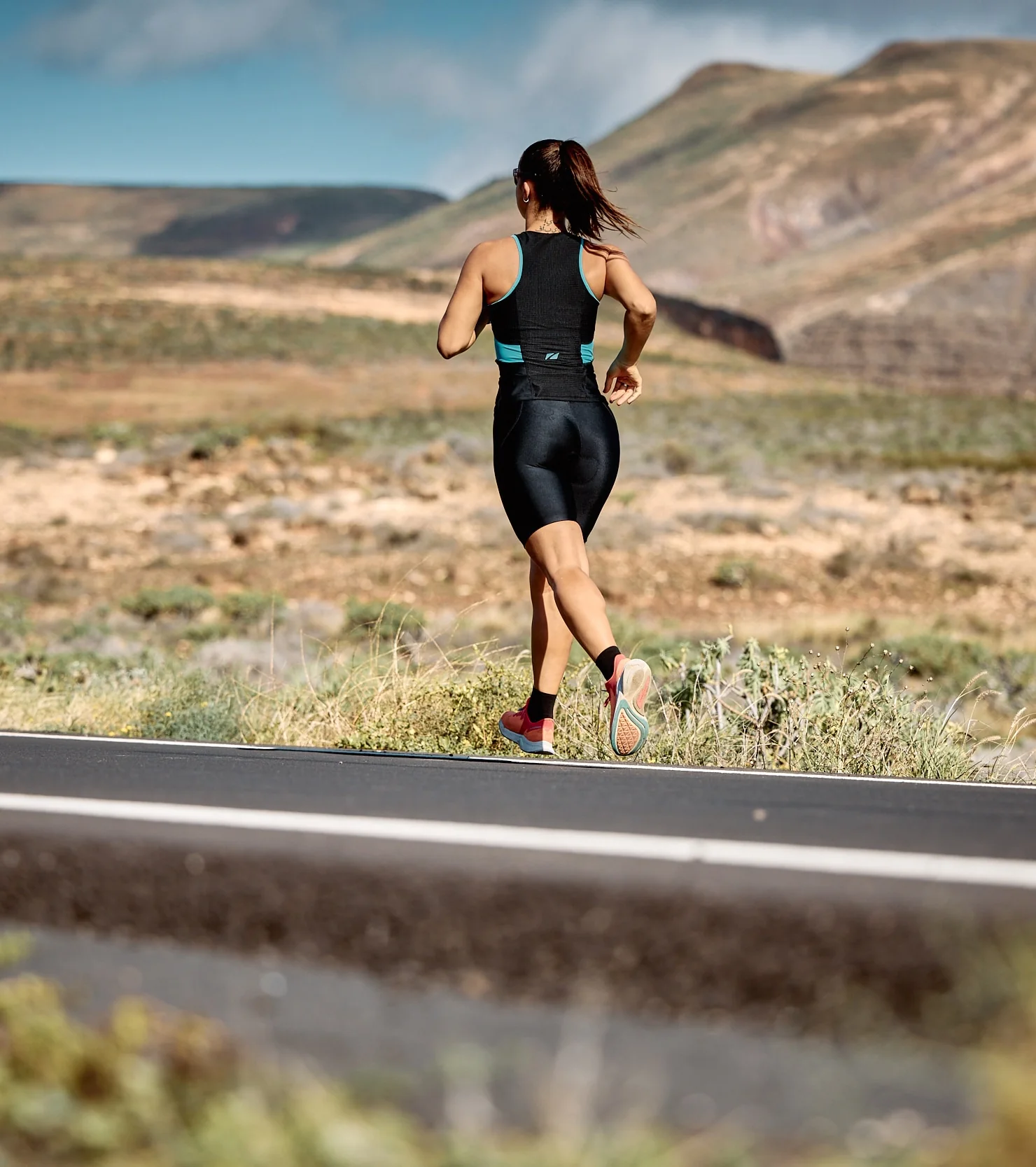 Zone3 Women's Activate Tri Shorts - Image 7